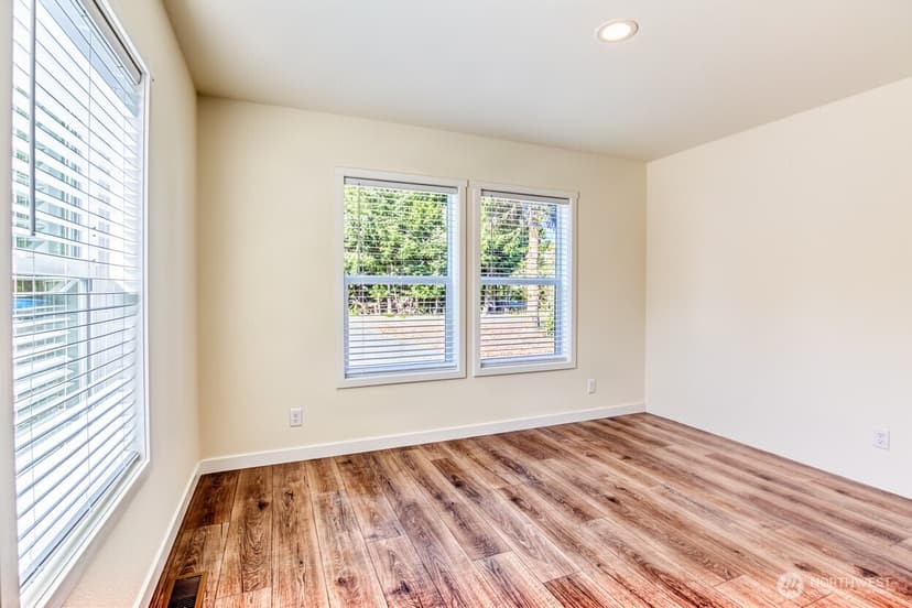 Property photo for 227 Sunrise Avenue SE, Ocean Shores photo 16