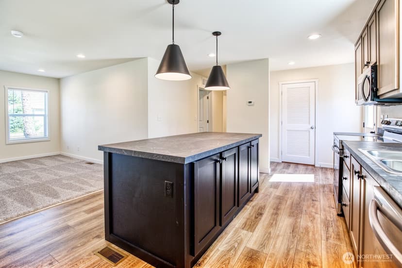 Property photo for 227 Sunrise Avenue SE, Ocean Shores photo 10
