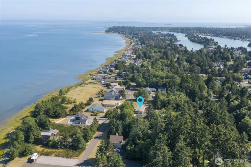 Property photo for 227 Sunrise Avenue SE, Ocean Shores photo 31