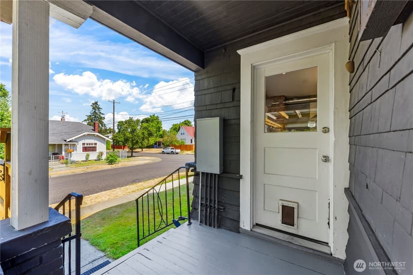Property photo for 802 S Junett Street, Tacoma photo 30