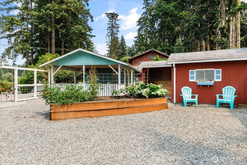 Property photo for 5349 Apollo Road, Langley photo 35