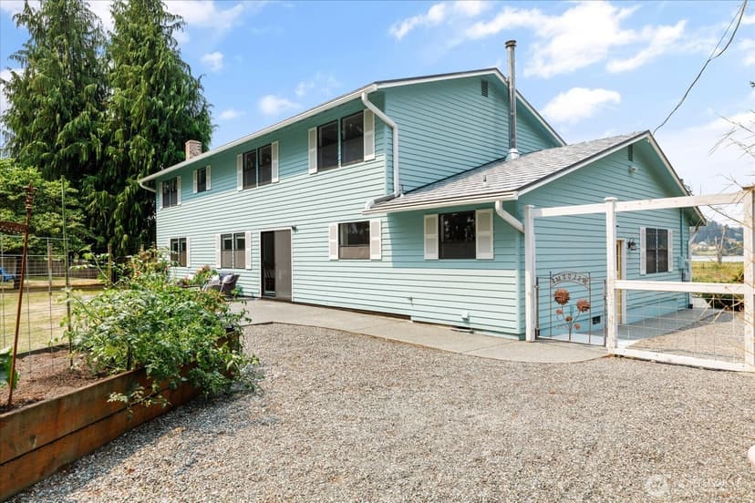 Property photo for 5349 Apollo Road, Langley photo 6