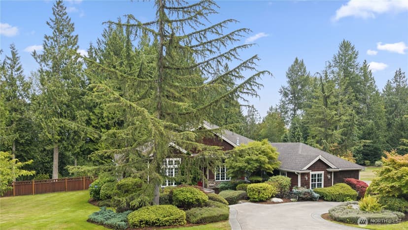 Property photo for 12521 6th Avenue NE, Marysville