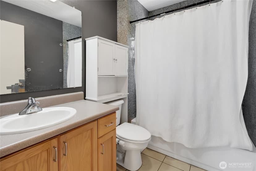 Property photo for 1735 28th Avenue S, Seattle photo 10