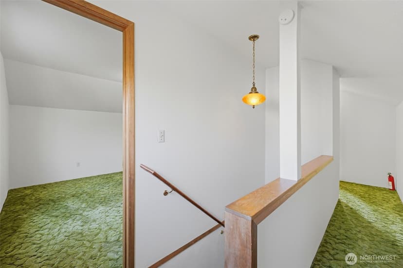 Property photo for 1015 N Sheridan Avenue, Tacoma photo 23