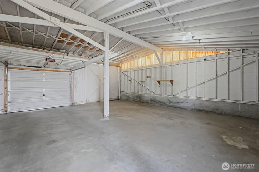 Property photo for 1015 N Sheridan Avenue, Tacoma photo 35