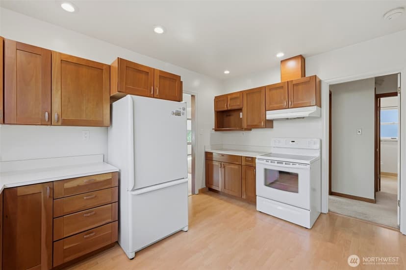 Property photo for 1015 N Sheridan Avenue, Tacoma photo 10
