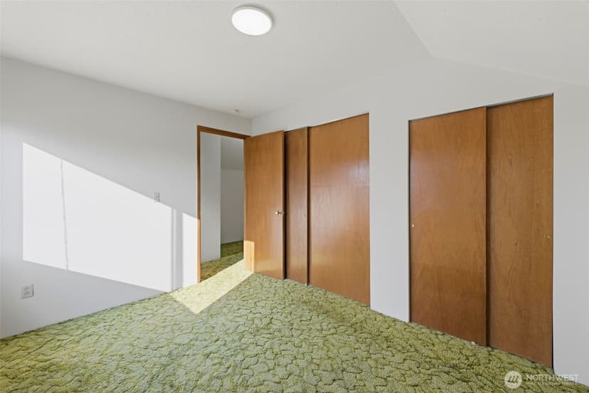 Property photo for 1015 N Sheridan Avenue, Tacoma photo 27