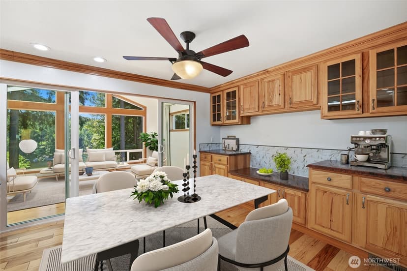 Property photo for 4820 W Tapps Drive E, Lake Tapps photo 9
