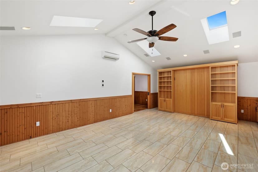 Property photo for 4820 W Tapps Drive E, Lake Tapps photo 23