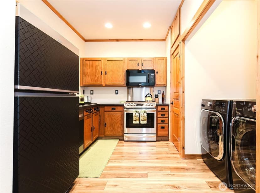 Property photo for 6764 Takota Place NE, Bremerton photo 3