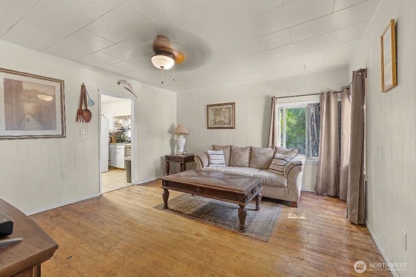 Property photo for 8643 Tacoma Avenue S, Tacoma photo 8