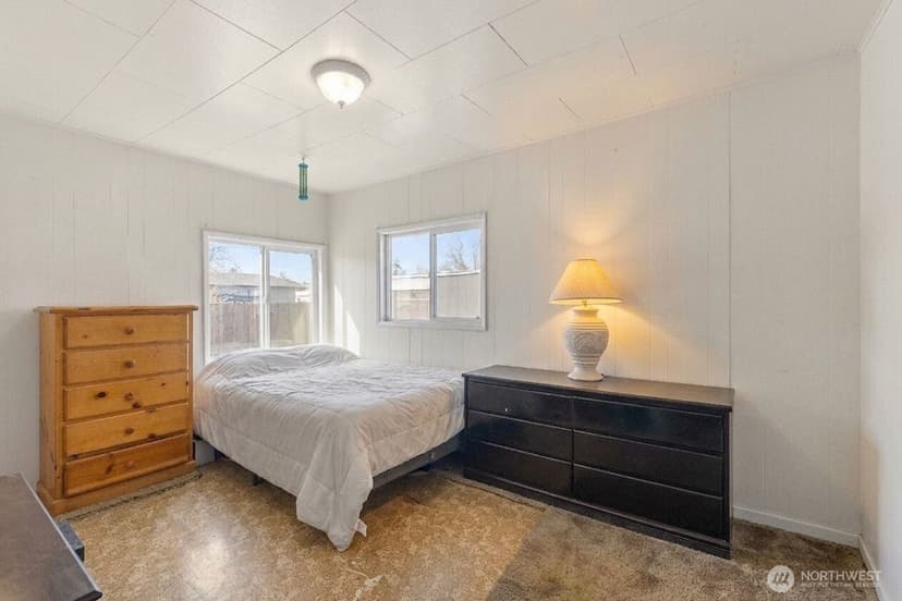 Property photo for 8643 Tacoma Avenue S, Tacoma photo 17