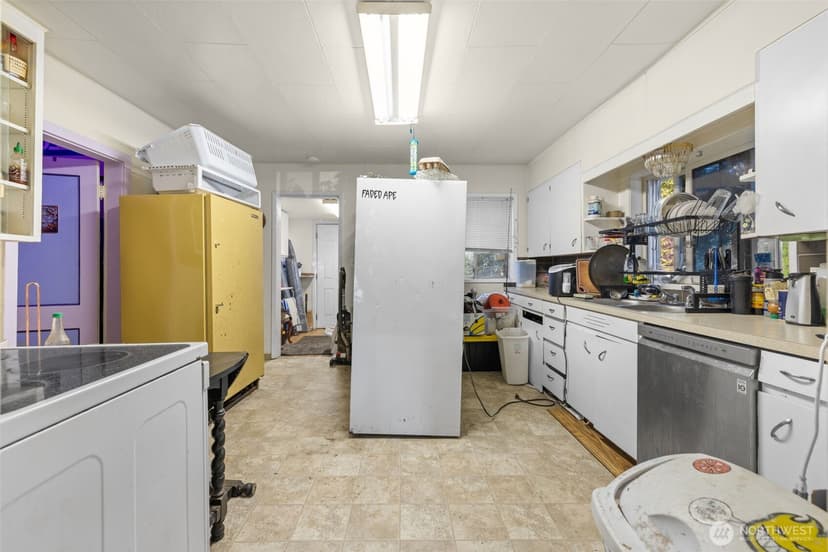 Property photo for 8643 Tacoma Avenue S, Tacoma photo 13