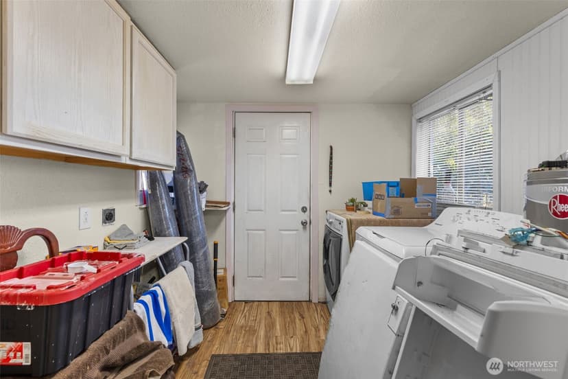 Property photo for 8643 Tacoma Avenue S, Tacoma photo 22
