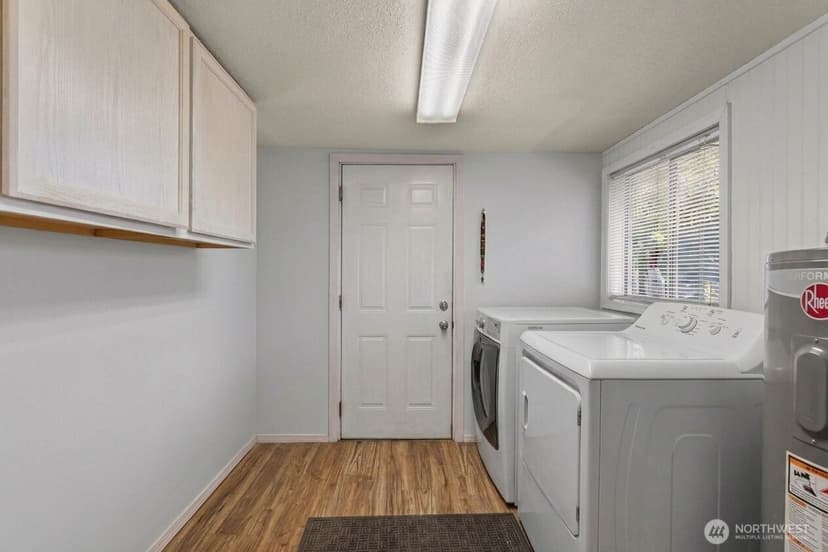 Property photo for 8643 Tacoma Avenue S, Tacoma photo 23