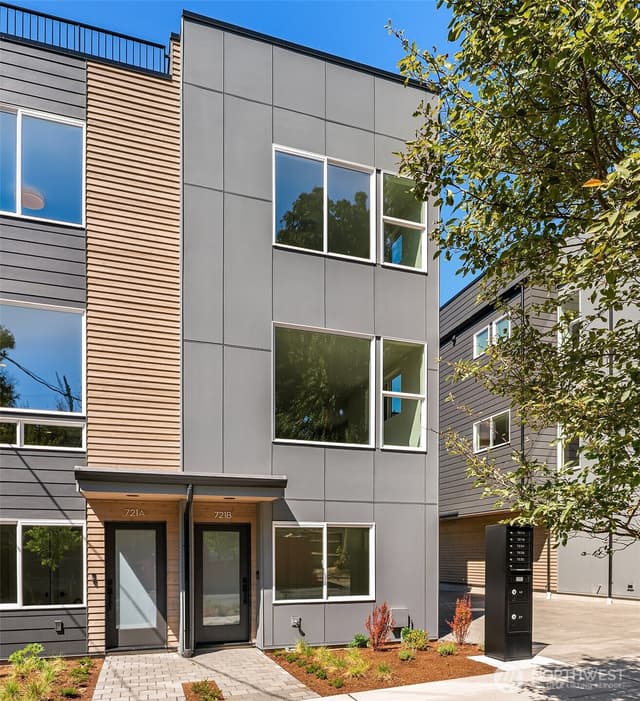 Property photo for 721 15th Avenue #B, Seattle