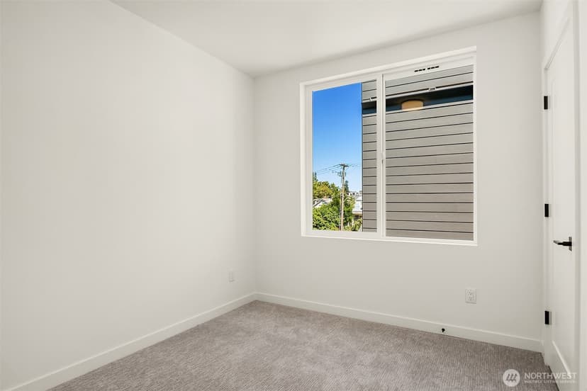 Property photo for 721 15th Avenue #B, Seattle photo 14