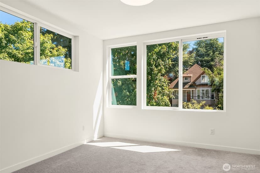 Property photo for 721 15th Avenue #B, Seattle photo 10
