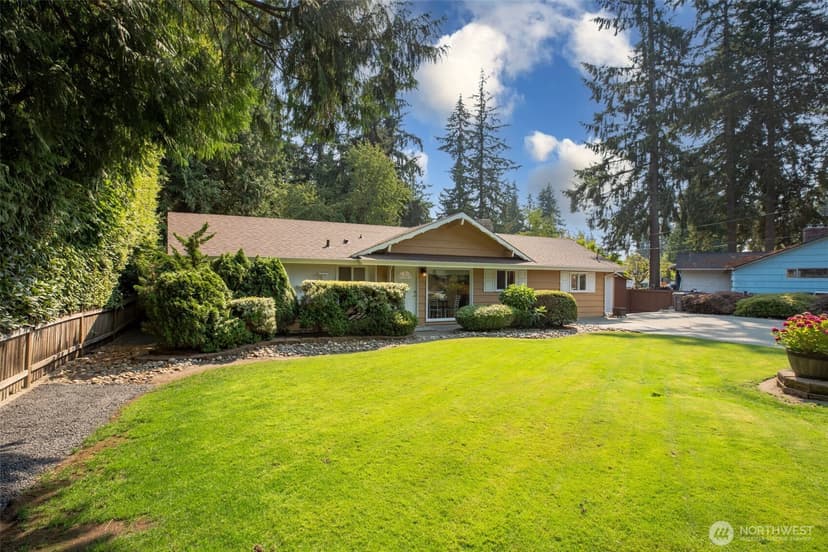 Property photo for 5704 227th Street SW, Mountlake Terrace photo 3