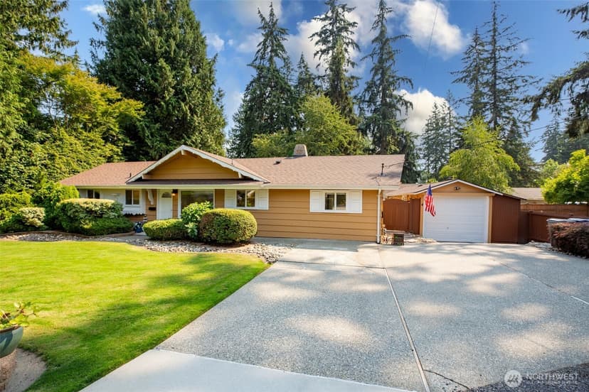 Property photo for 5704 227th Street SW, Mountlake Terrace photo 2