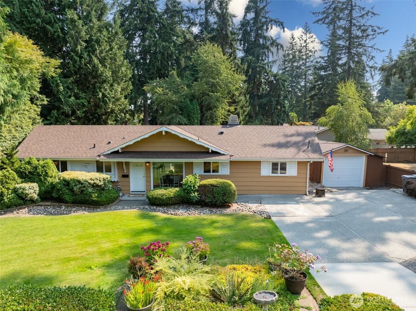 Property photo for 5704 227th Street SW, Mountlake Terrace photo 4