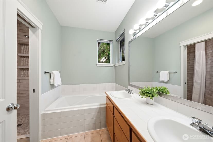 Property photo for 15637 NE 92nd Way #B2101, Redmond photo 21