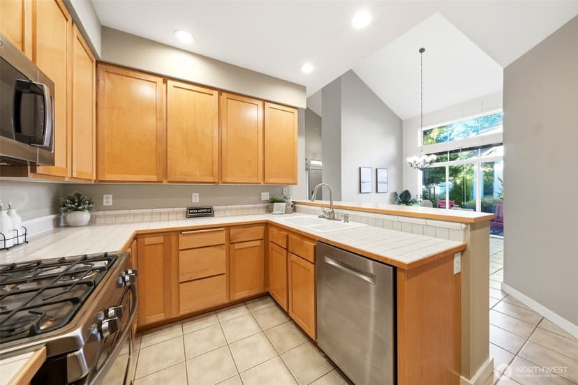 Property photo for 15637 NE 92nd Way #B2101, Redmond photo 10