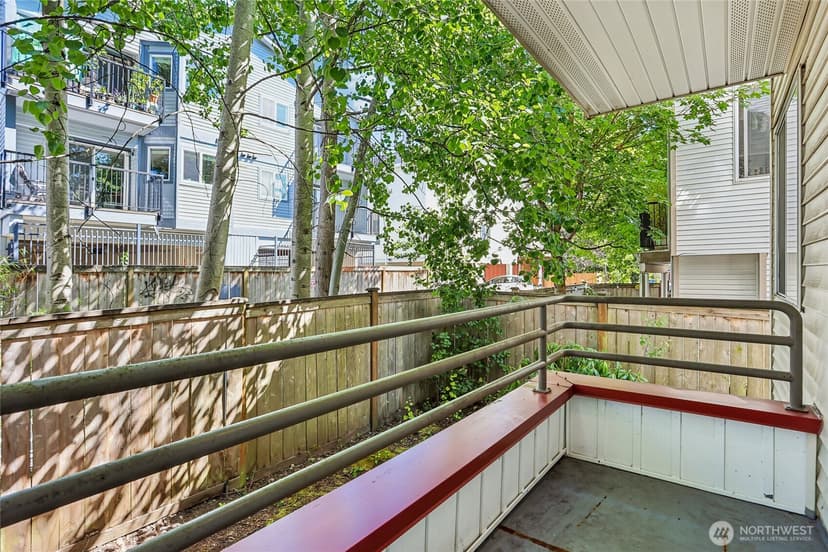 Property photo for 1124 N 92nd Street #104, Seattle photo 16