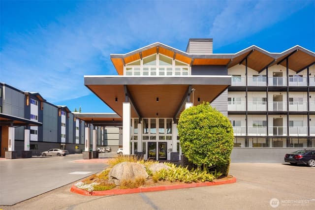 Property photo for 2501 Canterbury Lane E #320, Seattle photo 2