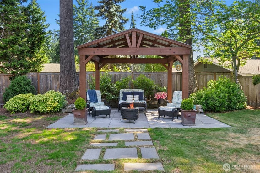 Property photo for 11815 NE 143rd Street, Kirkland photo 28