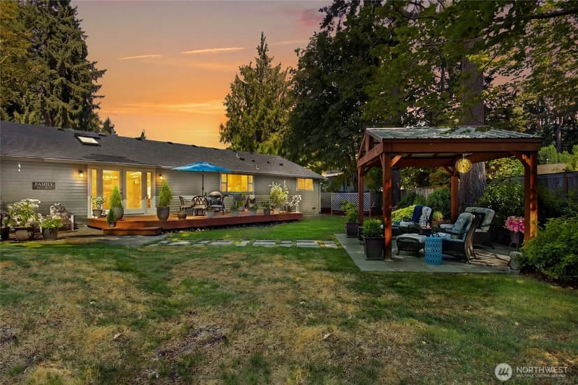 Property photo for 11815 NE 143rd Street, Kirkland photo 23