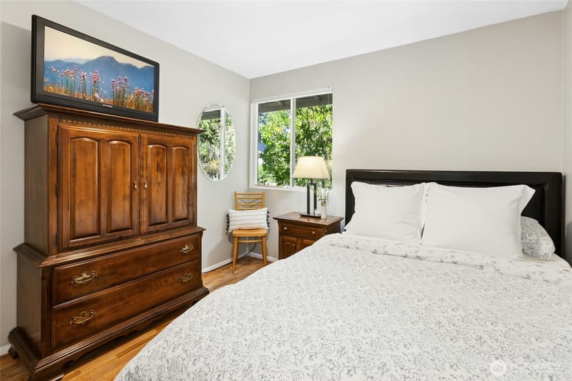Property photo for 11815 NE 143rd Street, Kirkland photo 18