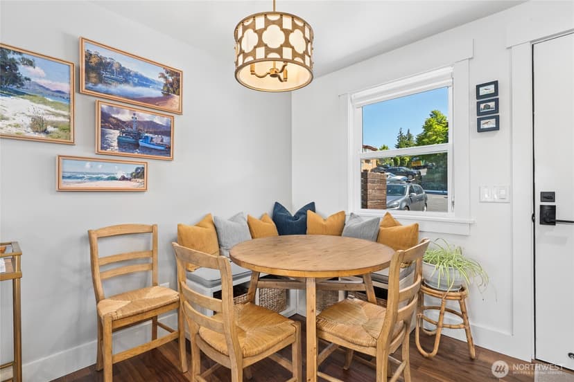 Property photo for 10112 NE 68th Street #4, Kirkland photo 17