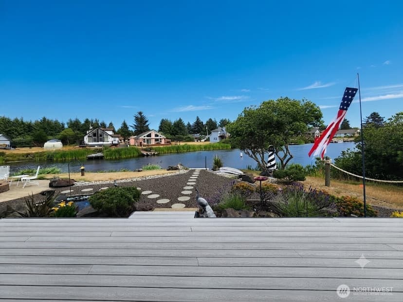 Property photo for 798 Cod Court SW, Ocean Shores photo 31