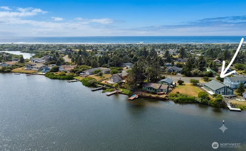 Property photo for 798 Cod Court SW, Ocean Shores photo 3