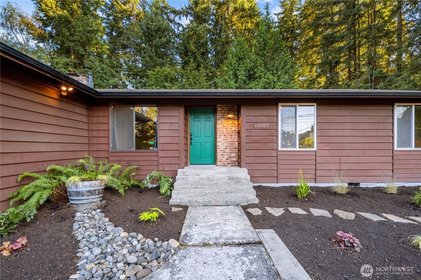 Property photo for 15207 94th Avenue E, Puyallup photo 3