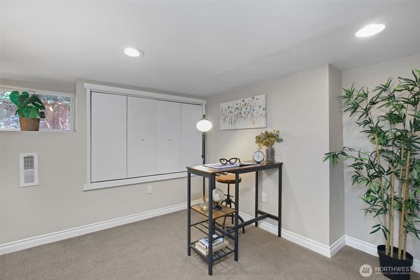 Property photo for 347 NW 74th Street, Seattle photo 23
