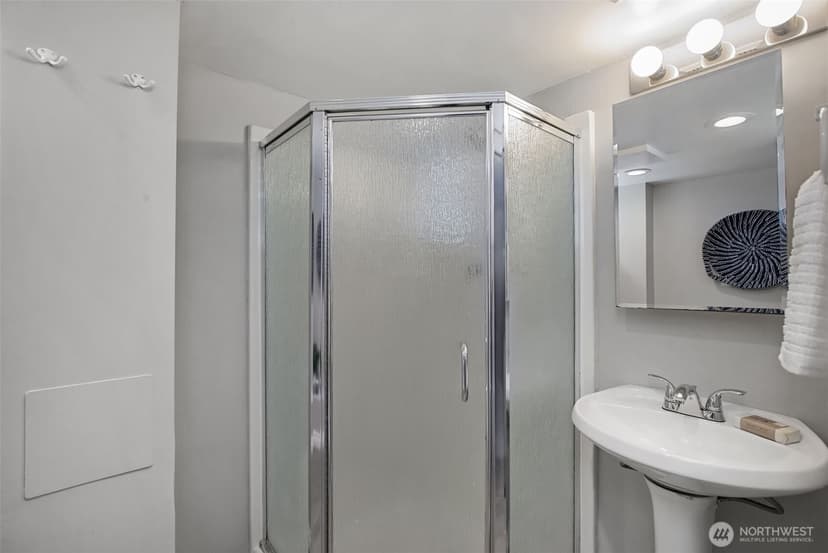 Property photo for 347 NW 74th Street, Seattle photo 20