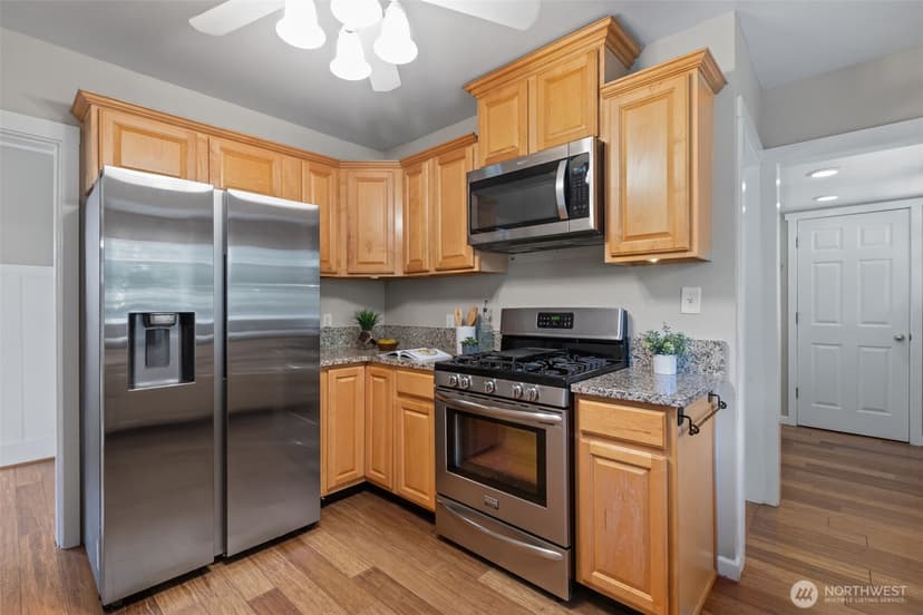 Property photo for 347 NW 74th Street, Seattle photo 14