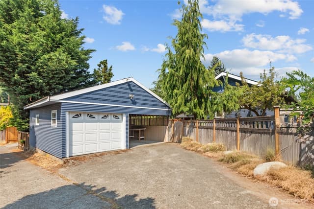 Property photo for 347 NW 74th Street, Seattle photo 2