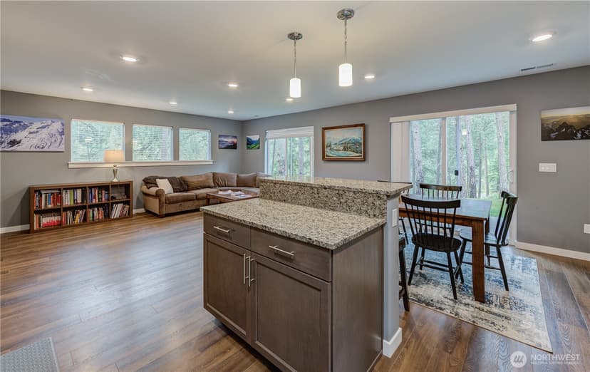 Property photo for 10010 Eagle Creek Road, Leavenworth photo 12