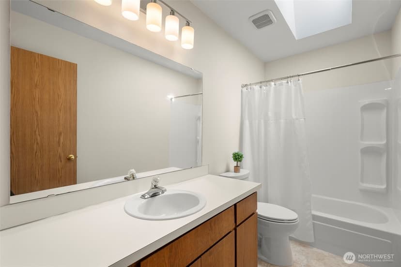 Property photo for 13618 55th Drive SE, Everett photo 28