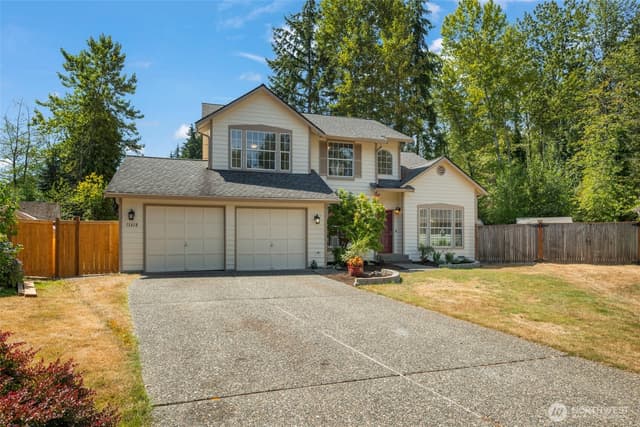 Property photo for 13618 55th Drive SE, Everett photo 2
