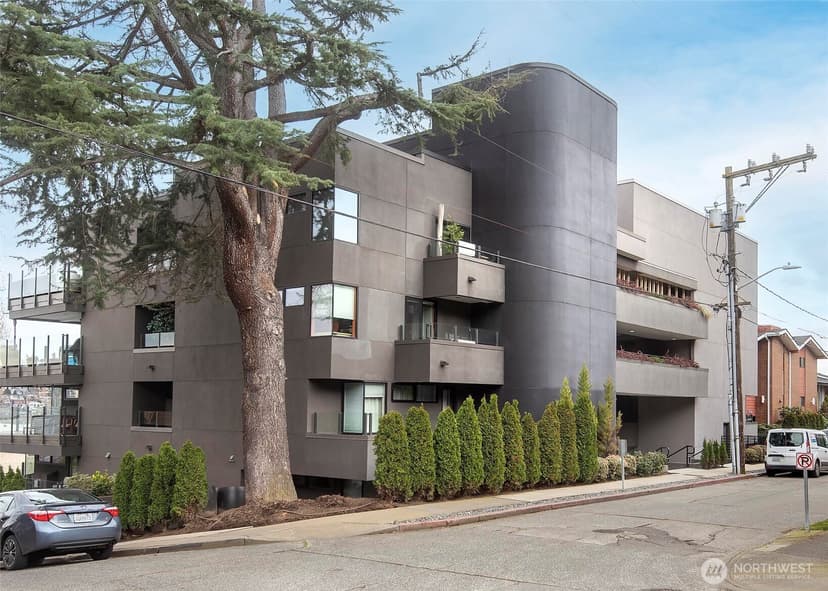 Property photo for 2040 Waverly Place N #301, Seattle photo 36