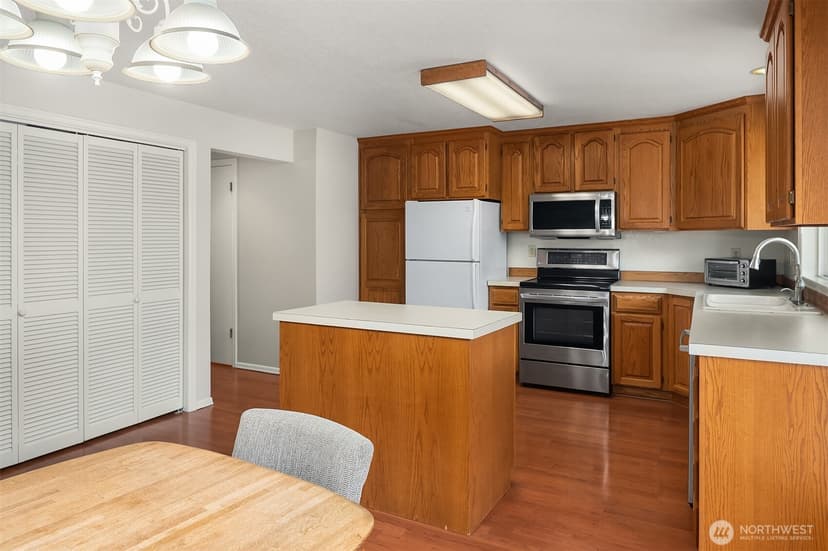 Property photo for 307 S 325th Lane #22B, Federal Way photo 8