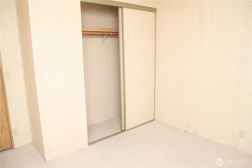Property photo for 102 Sereno Circle Drive, Bremerton photo 19