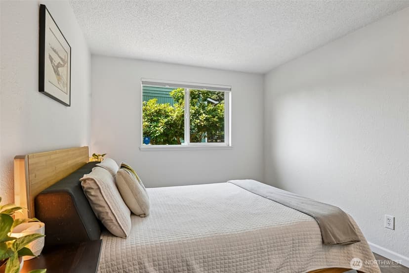 Property photo for 332 S 314th Place, Federal Way photo 16