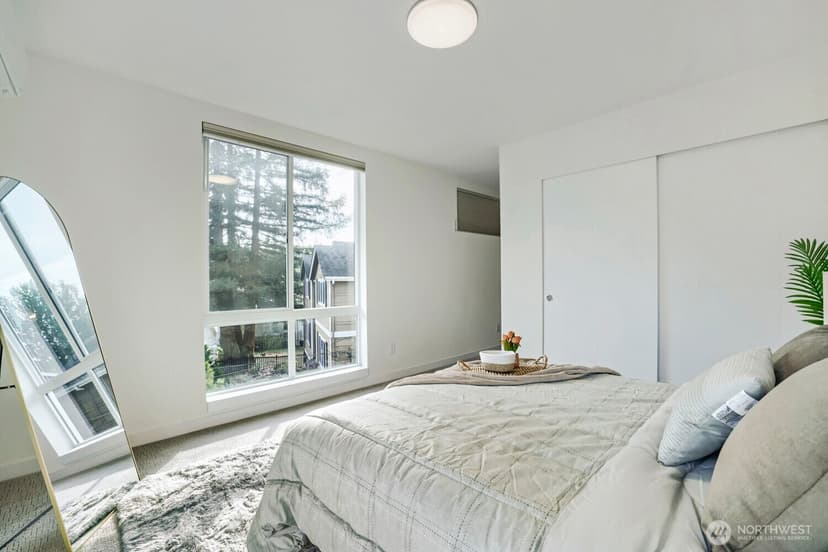 Property photo for 10413 Alderbrook Place NW, Seattle photo 16