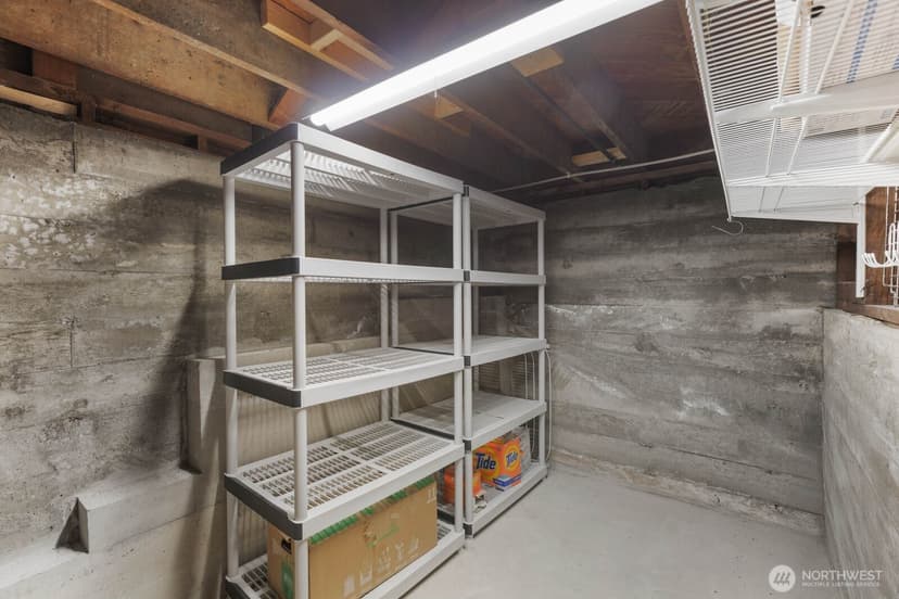 Property photo for 803 W Etruria Street, Seattle photo 29